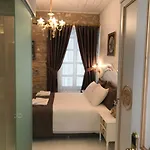 Laledan Готель 2*