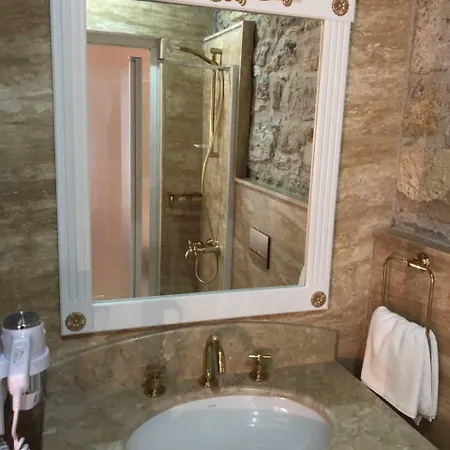 拉勒丹精品酒店 Çeşme