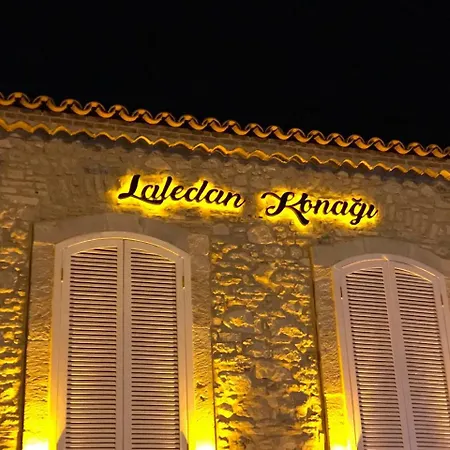 Laledan Hotel 2*