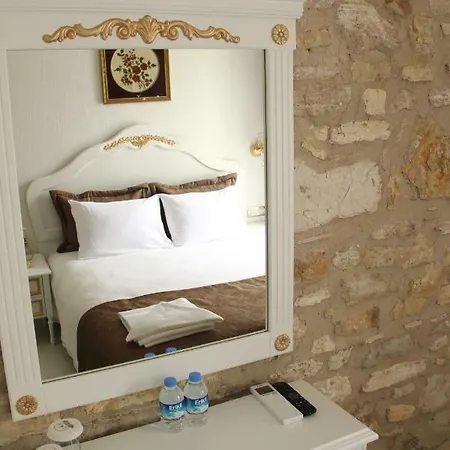 Hotel Laledan 2*