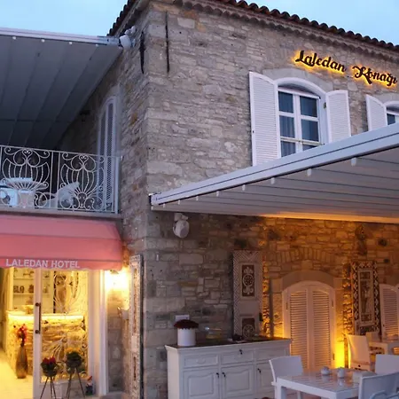 拉勒丹精品酒店