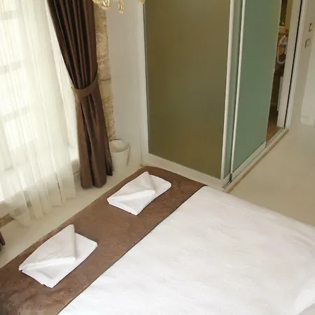 Laledan Konağı Butik Çeşme